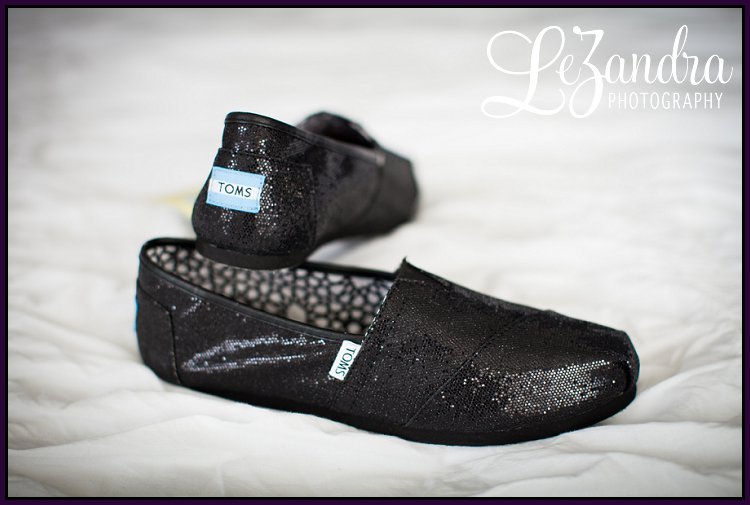 Toms Shoes (2)